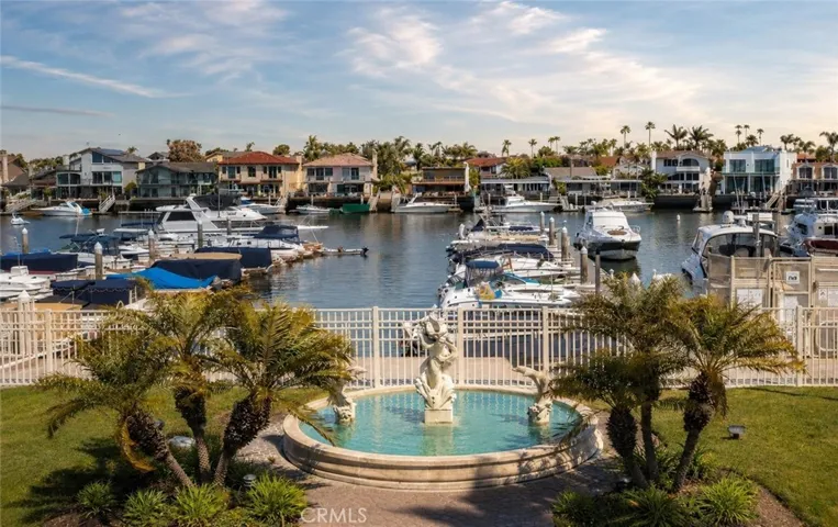 4167 Warner Avenue, Huntington Beach, California 92649