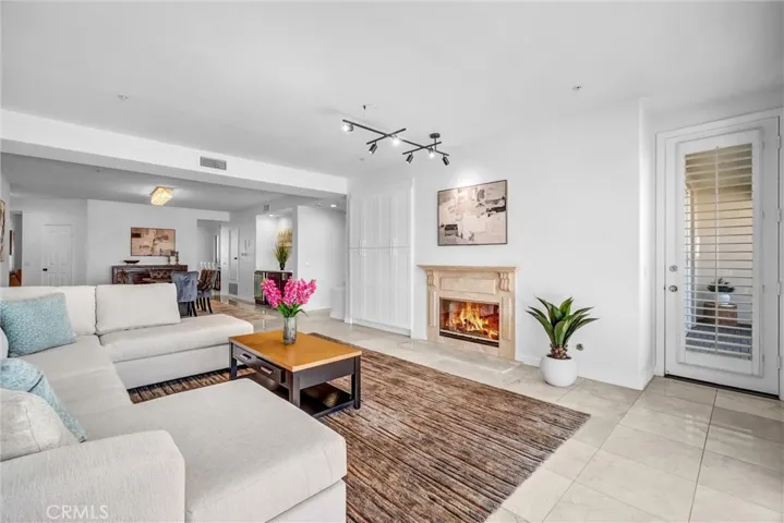 4167 Warner Avenue, Huntington Beach, California 92649