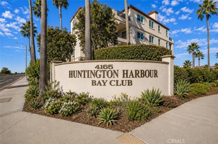 4167 Warner Avenue, Huntington Beach, California 92649