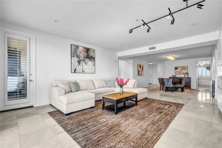 4167 Warner Avenue, Huntington Beach, California 92649