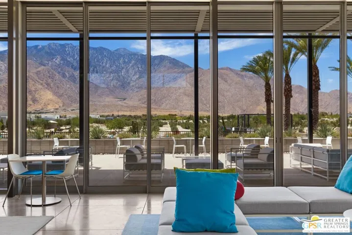 825 Fountain Drive, Palm Springs, California 92262