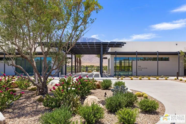 825 Fountain Drive, Palm Springs, California 92262