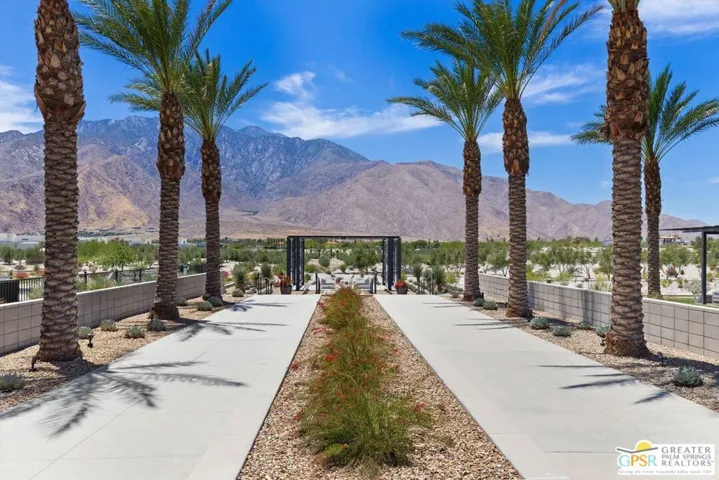 825 Fountain Drive, Palm Springs, California 92262