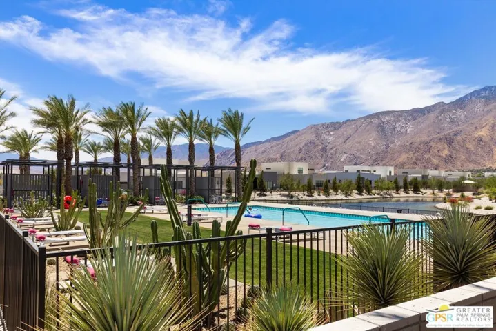 825 Fountain Drive, Palm Springs, California 92262