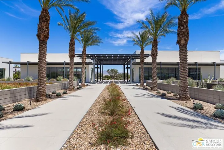 825 Fountain Drive, Palm Springs, California 92262