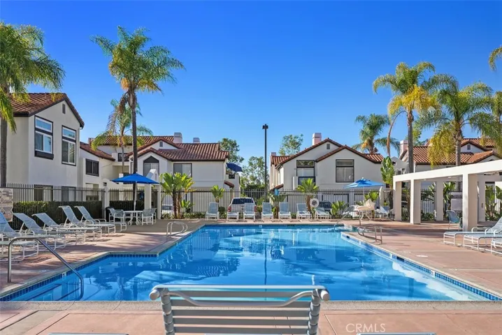 3 Silver Glade 229, Laguna Niguel, California 92677