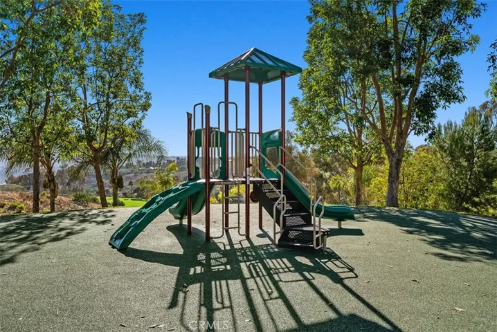 3 Silver Glade 229, Laguna Niguel, California 92677