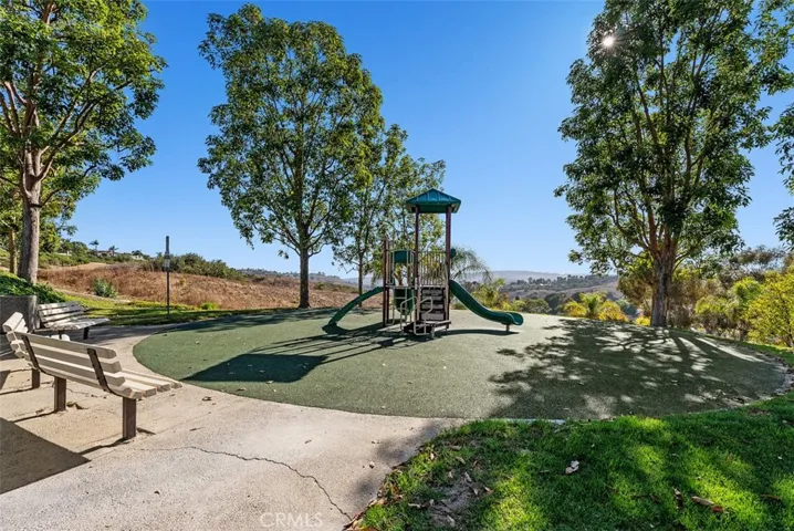 3 Silver Glade 229, Laguna Niguel, California 92677