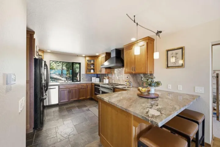 18788 Favre Ridge Road, Los Gatos, California 95033