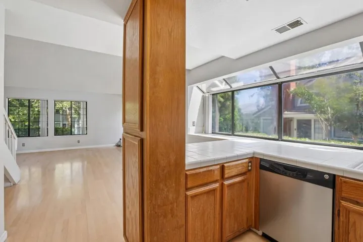 2843 Buena Knoll Court, San Jose, California 95121