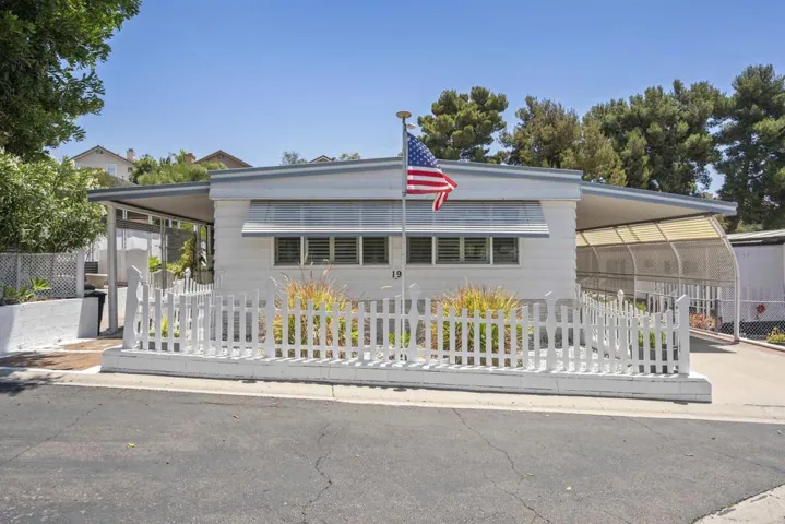 1925 Otay Lakes Road 19, Chula Vista, California 91913