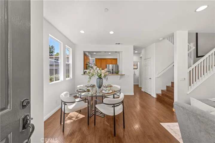 40 Trailing Vine, Irvine, California 92602