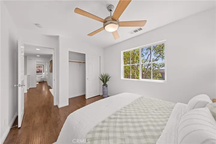 40 Trailing Vine, Irvine, California 92602