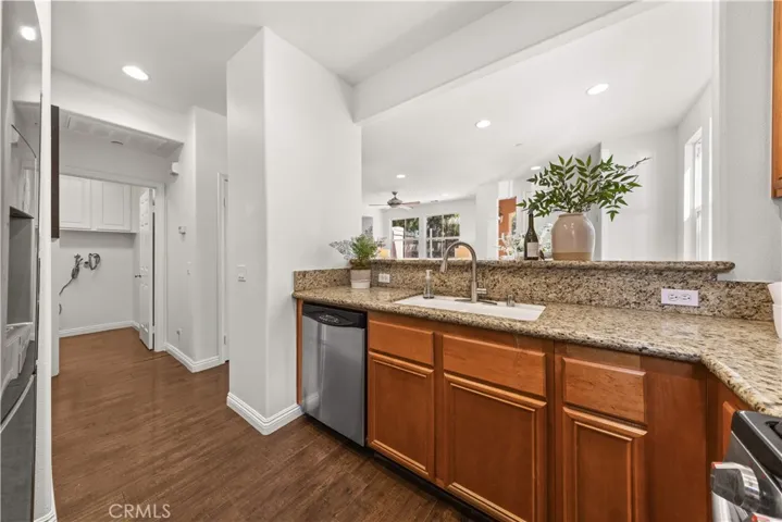 40 Trailing Vine, Irvine, California 92602