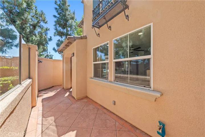 40 Trailing Vine, Irvine, California 92602