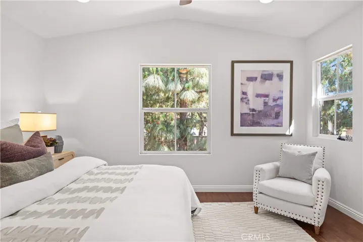 40 Trailing Vine, Irvine, California 92602