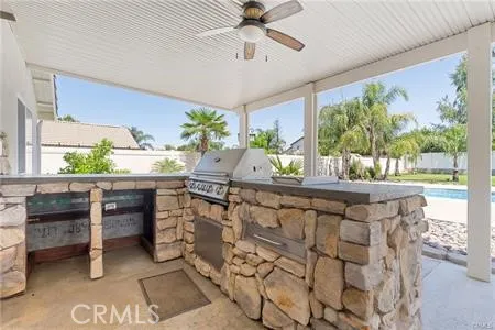 422 Tartan Way, Beaumont, California 92223
