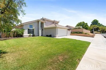 422 Tartan Way, Beaumont, California 92223
