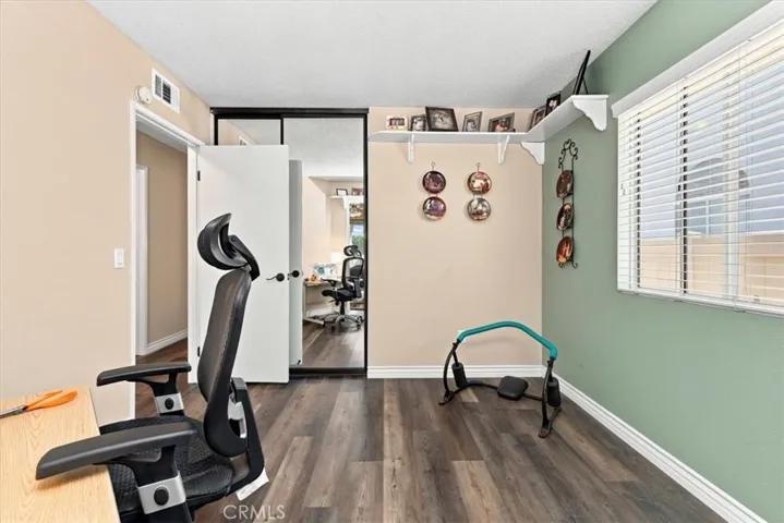 5831 Oakmont, Banning, California 92220