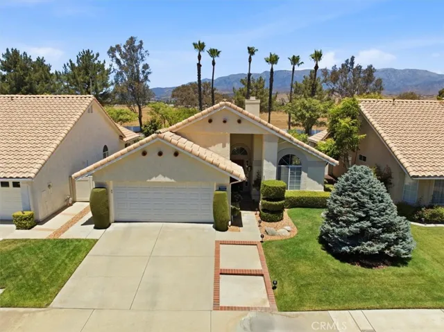 5831 Oakmont, Banning, California 92220