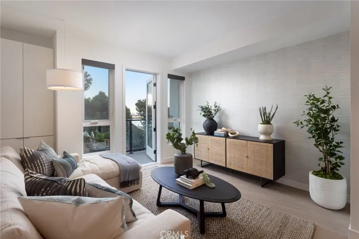 511 S Harbor 705, San Pedro, California 90731