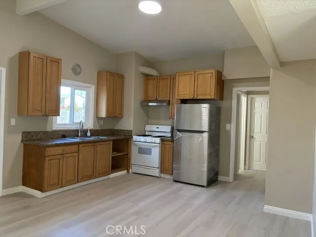 1782 Bainbridge, Pomona, California 91766