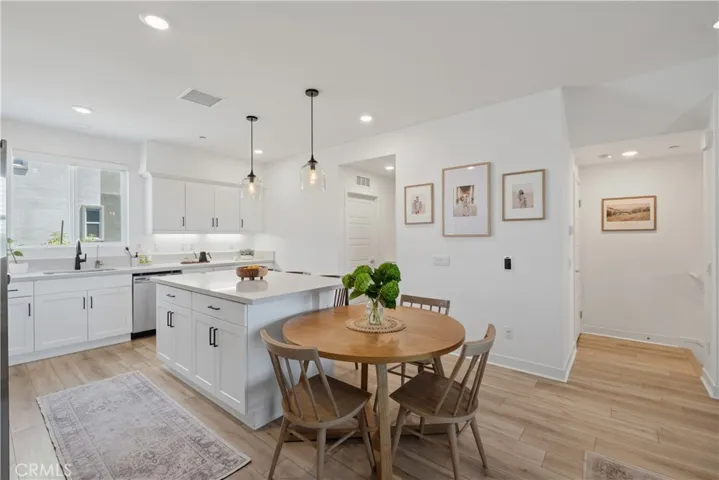 main level kitchen