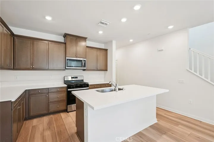 4282 S Hermosa Paseo, Ontario, California 91761