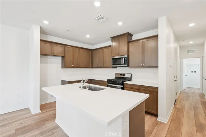 4282 S Hermosa Paseo, Ontario, California 91761