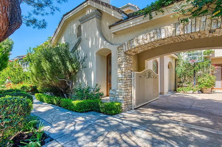 35 Augusta, Coto De Caza, California 92679