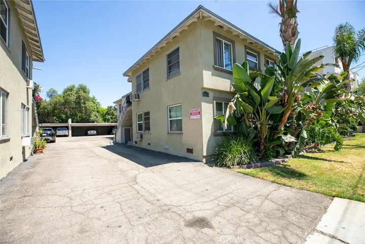 15445 Vanowen Street, Van Nuys, California 91406