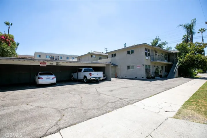15445 Vanowen Street, Van Nuys, California 91406