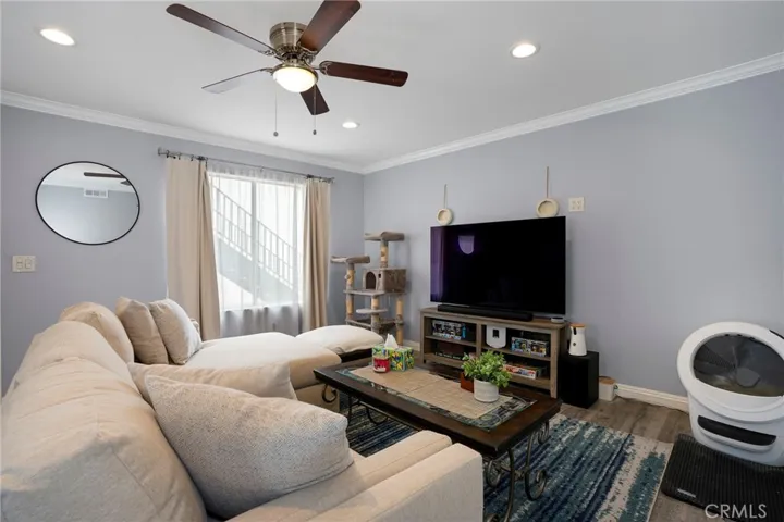 866 Cinnamon Lane 57, Duarte, California 91010