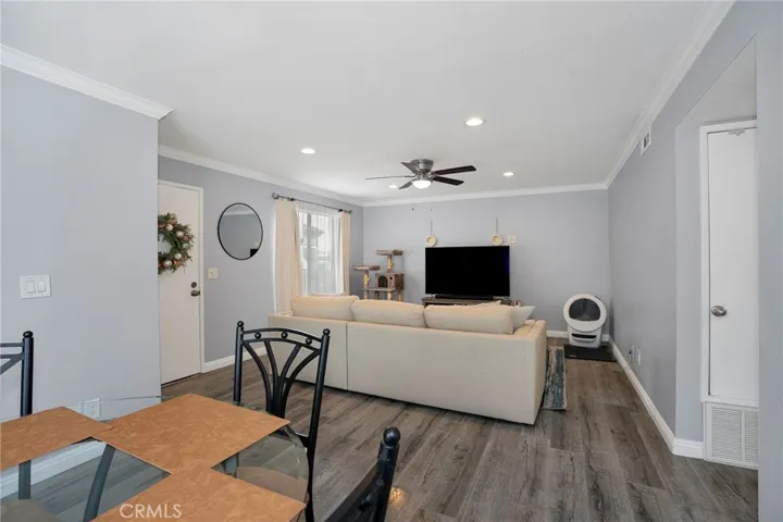 866 Cinnamon Lane 57, Duarte, California 91010