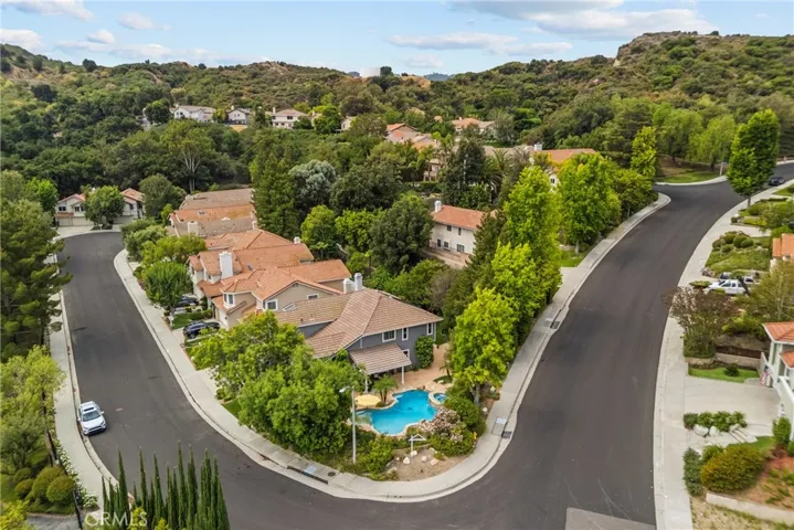24135 Clearbank, Newhall, California 91321
