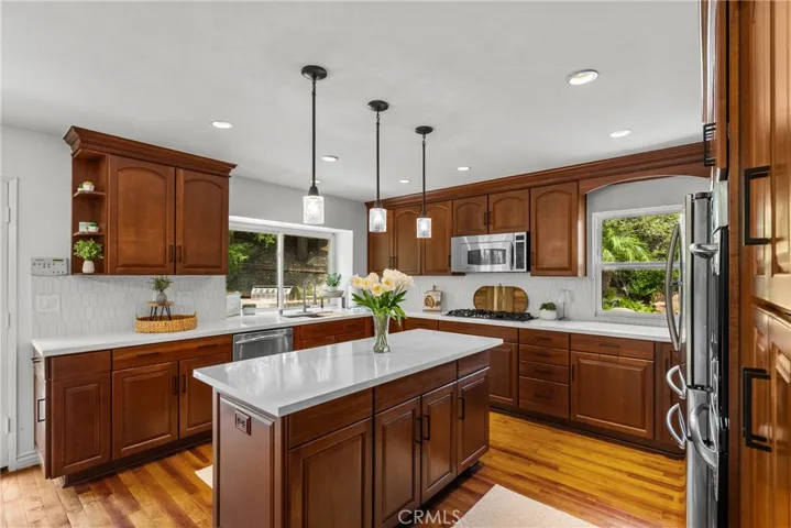 24135 Clearbank, Newhall, California 91321