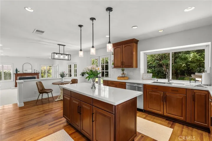 24135 Clearbank, Newhall, California 91321