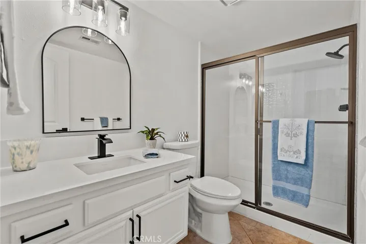 24135 Clearbank, Newhall, California 91321