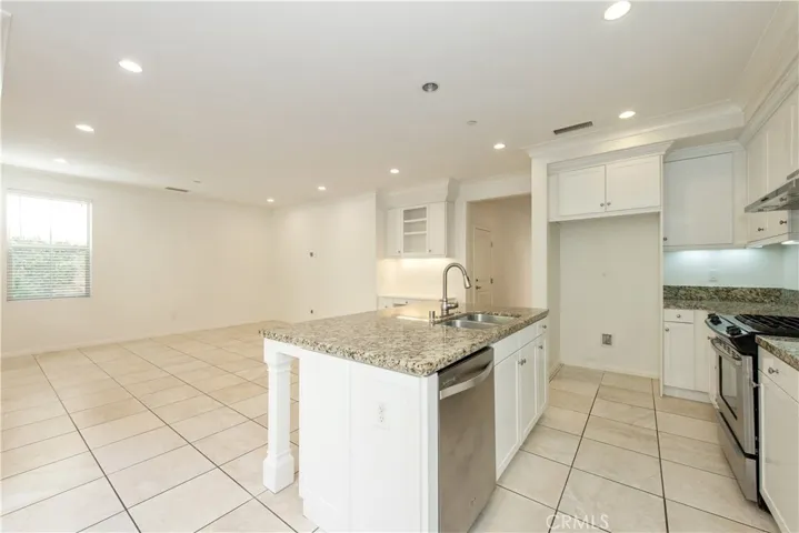 14 Sedgewick, Irvine, California 92620
