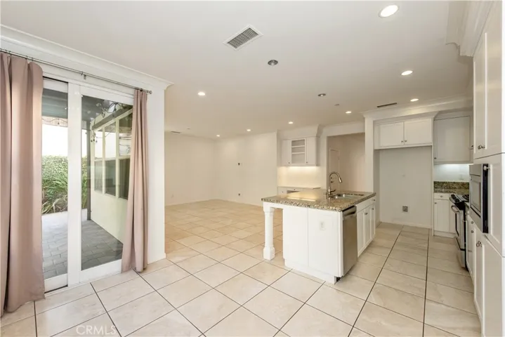 14 Sedgewick, Irvine, California 92620