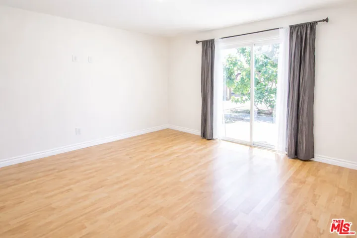 10550 Woldrich Street, Sylmar, California 91342