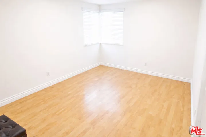 10550 Woldrich Street, Sylmar, California 91342