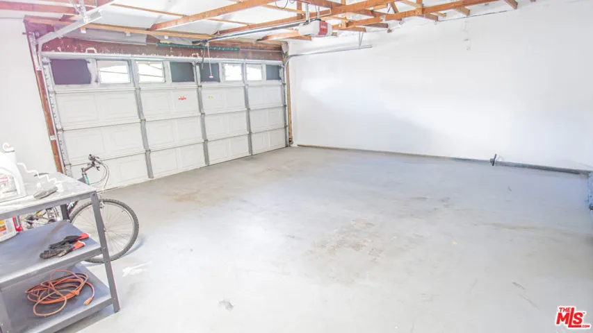 10550 Woldrich Street, Sylmar, California 91342