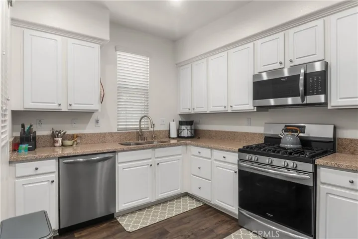 422 W Route 66 28, Glendora, California 91740