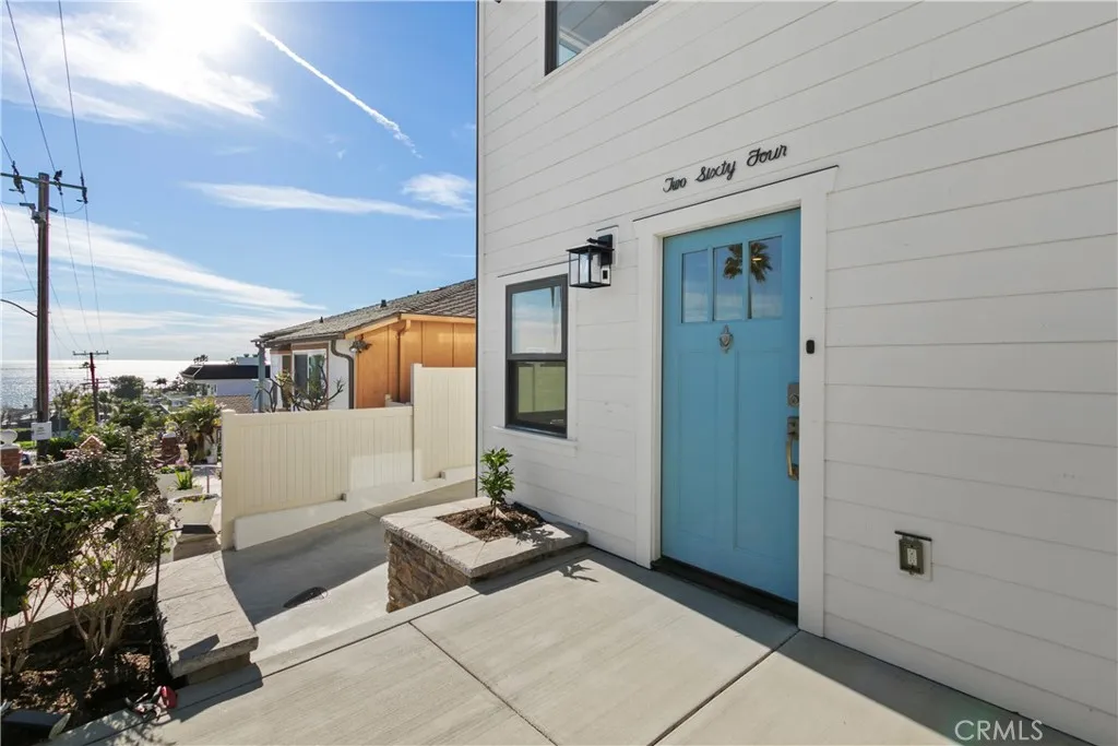 264 266 San Joaquin, Laguna Beach, California 92651 — photo 5