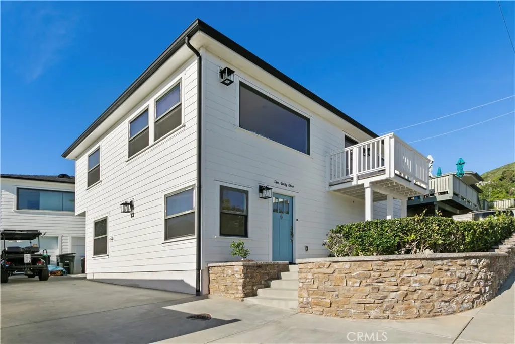 264 266 San Joaquin, Laguna Beach, California 92651 — photo 4