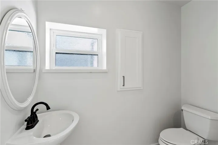 264 266 San Joaquin, Laguna Beach, California 92651