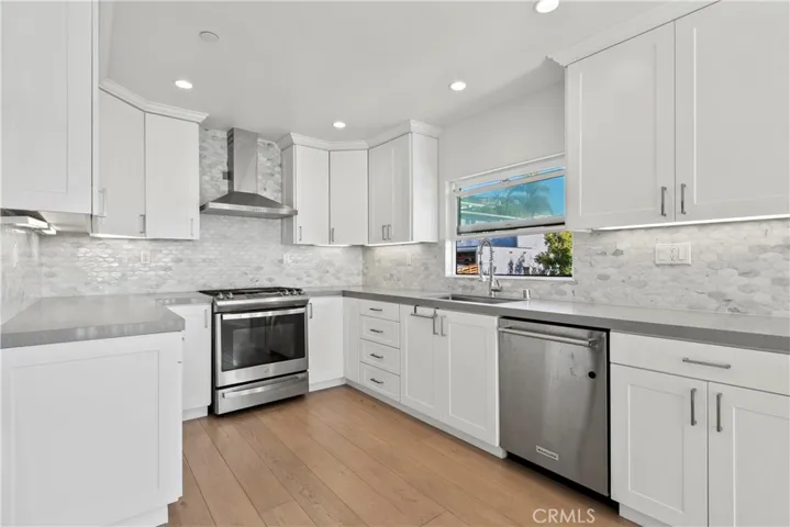 264 266 San Joaquin, Laguna Beach, California 92651