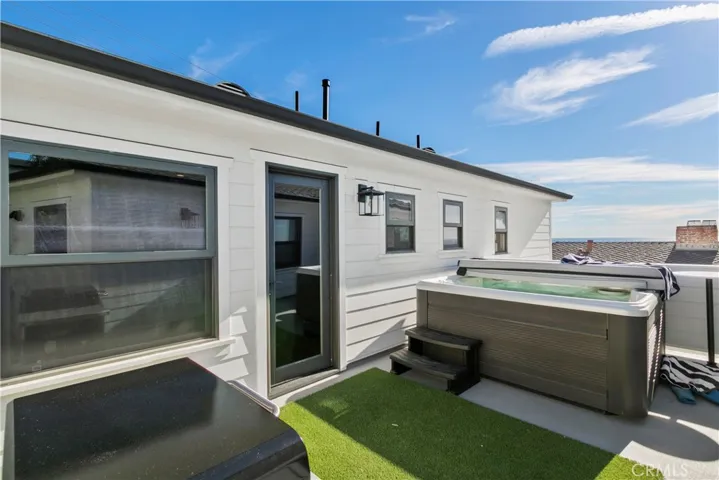 264 266 San Joaquin, Laguna Beach, California 92651