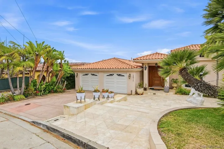 1011 Avenida Amantea, La Jolla, California 92037